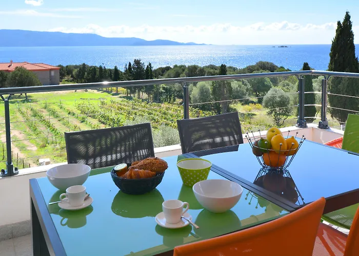 Hotel apartamentowy Les Terrasses Du Grand Large Porto Pollo